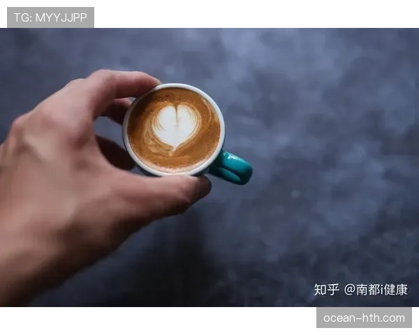 崔家溪连买咖啡都挑几百块的，普通人喝不起啊他咋活？