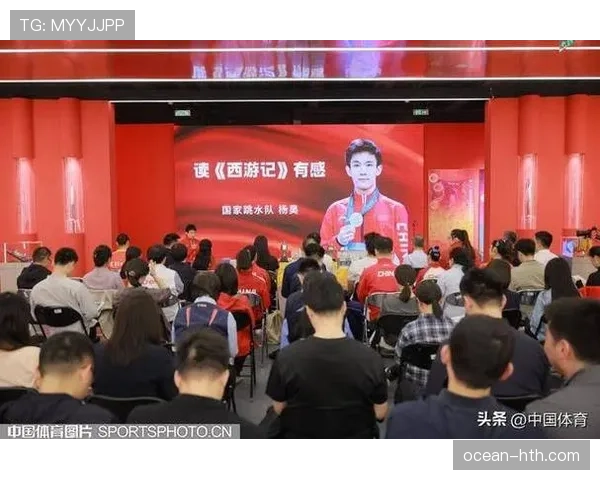 杨昊训练完直接啃鸡腿?这自律人设有点扛不住啊 杨昊训练完直接啃鸡腿?这自律人设有点扛不住啊